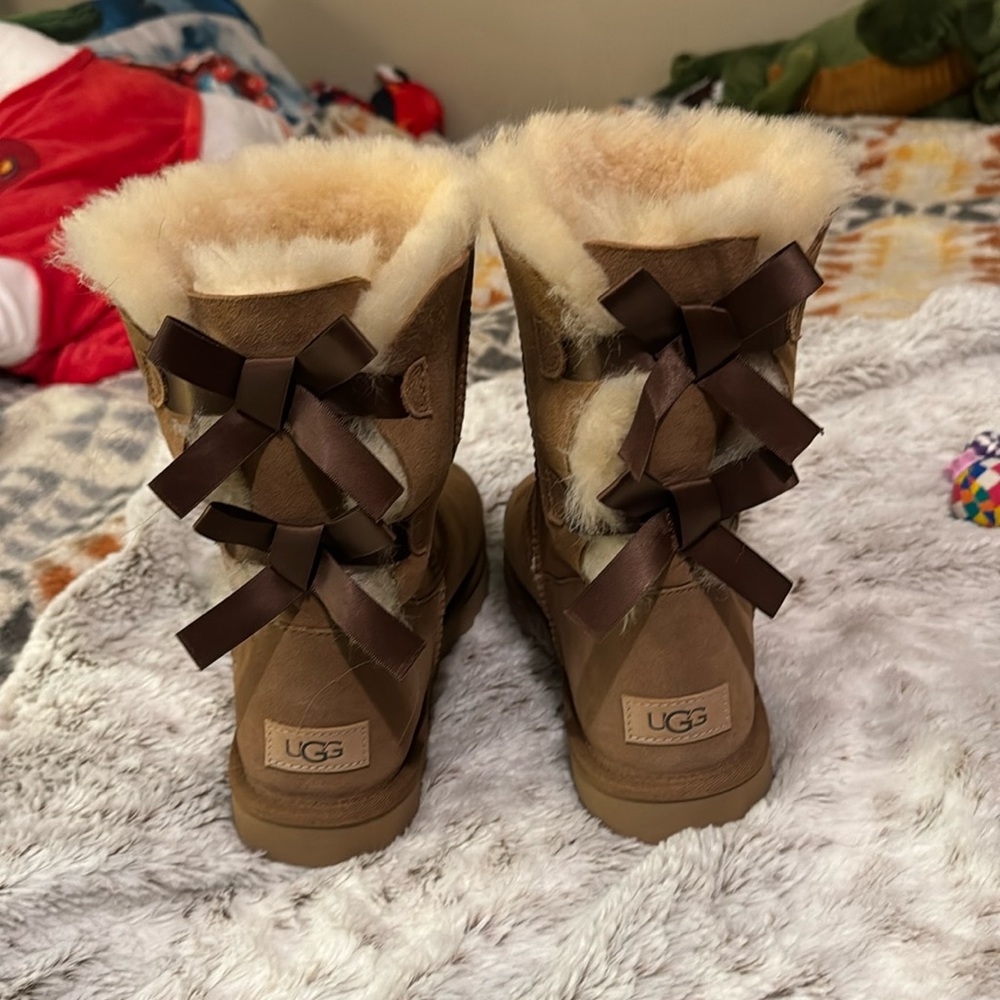 Uggs Bailey bow